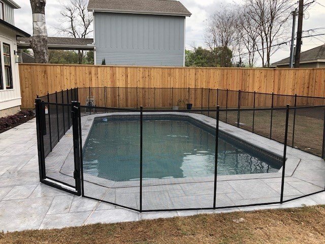 mesh swimming safety pool fence gate 4